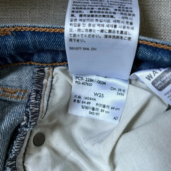 Levi’s Wedgie Icon Fit Denim Jeans Size  25 These Dreams Medium Blue Wash - Picture 8 of 8